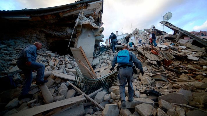 Telediario 1 - Telediario Matinal en 4' - 24/08/16