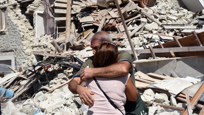 Telediario 1 - El drama humano del terremoto en Italia