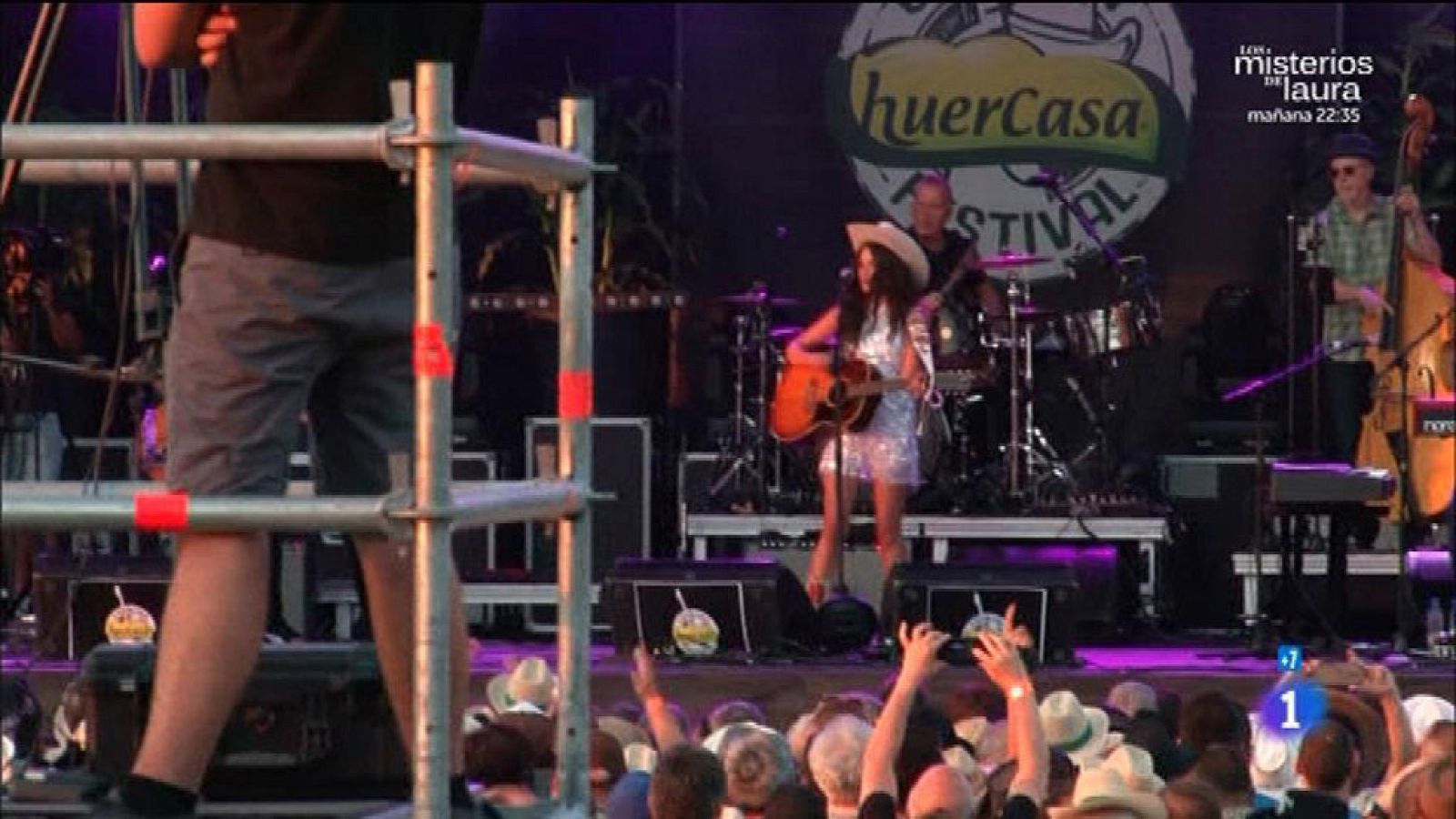 Comando Actualidad - Reportaje - El verano, un festival