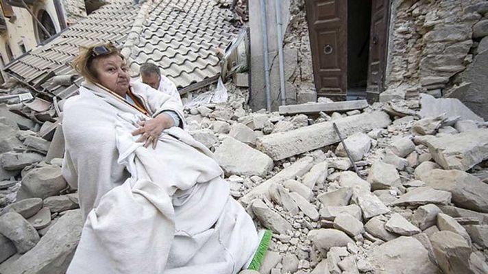 Telediario 1 - El seísmo de Italia ha dejado sin casa y sin futuro a muchos habitantes de la zona