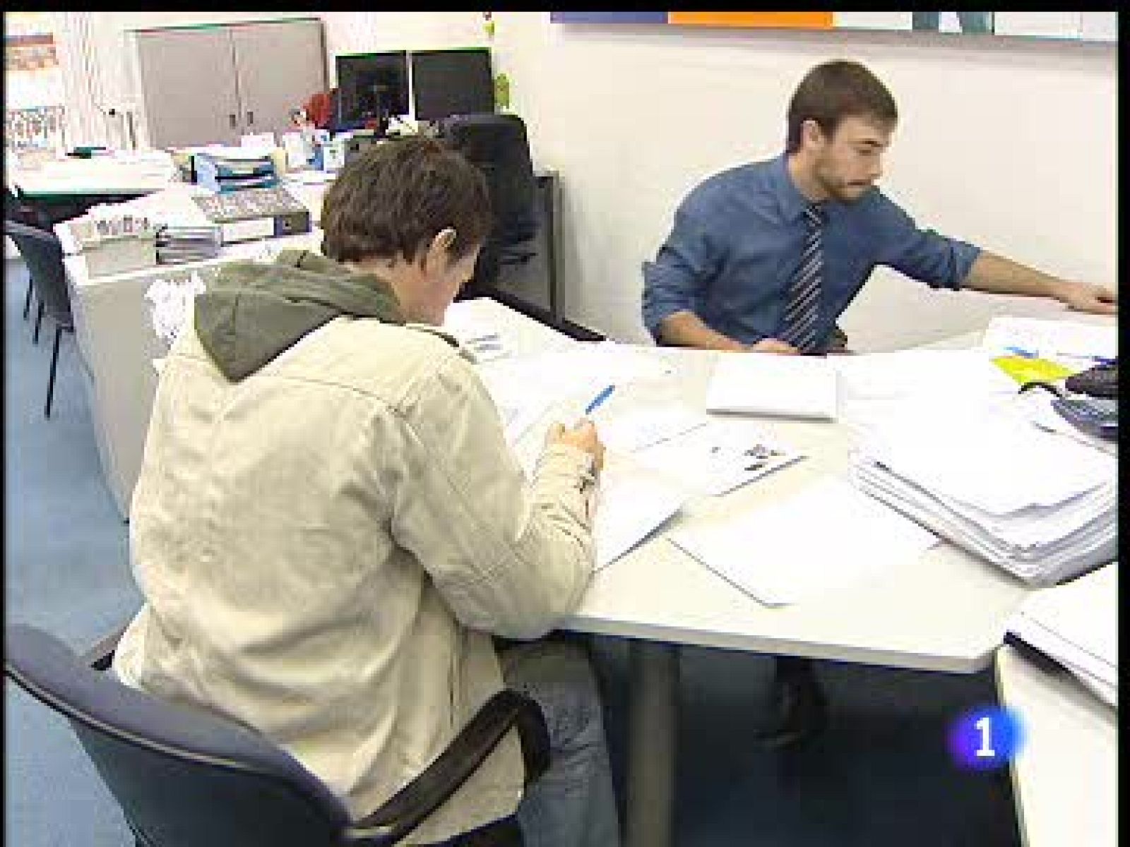 El 40% falsea su currículum