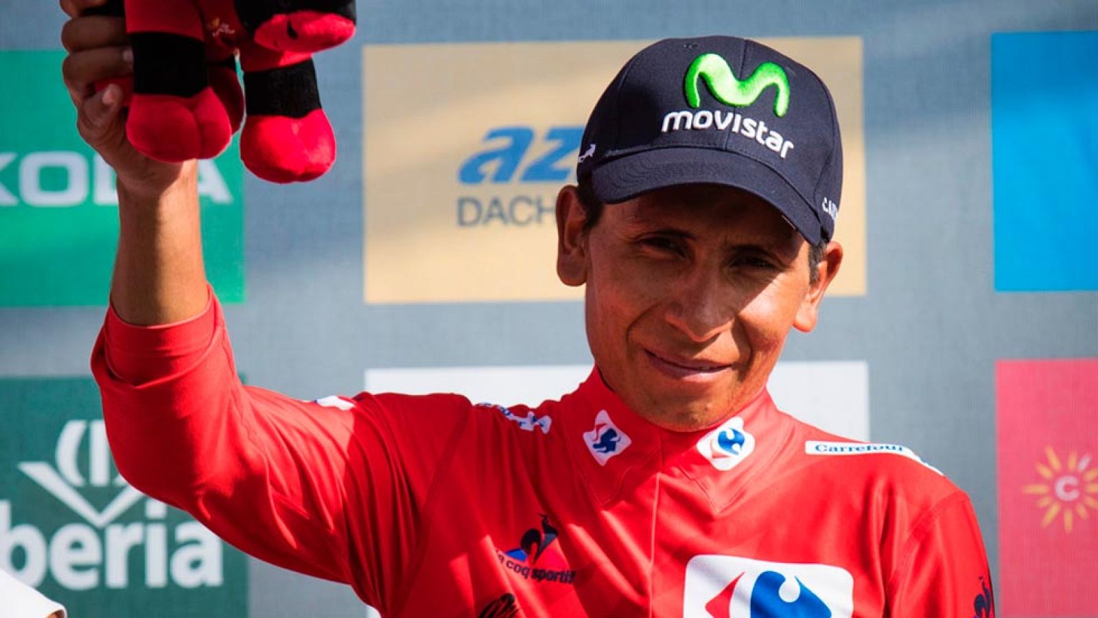 Vuelta 2016 | Quintana se enfunda la roja en La Camperona | Ver