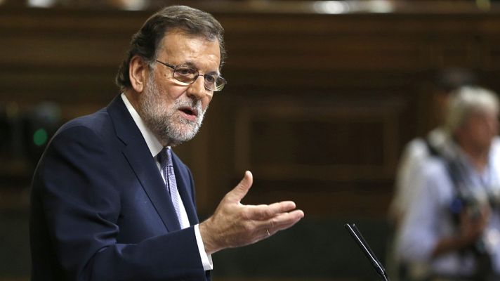 Especiales informativos - Rajoy a Iglesias: "¿Es usted el único demócrata?"