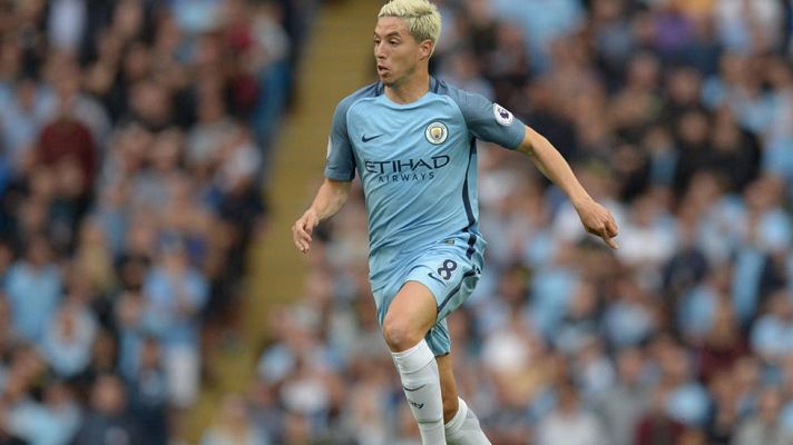 Telediario 1 - Mucho movimiento en el mercado de fichajes