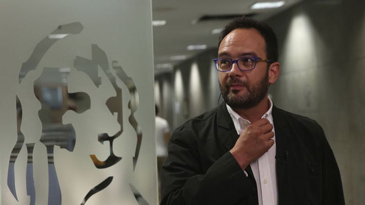 Telediario 1 - La dirección del PSOE mantiene su "no" a Rajoy aunque algunos barones piden que reflexionen su postura