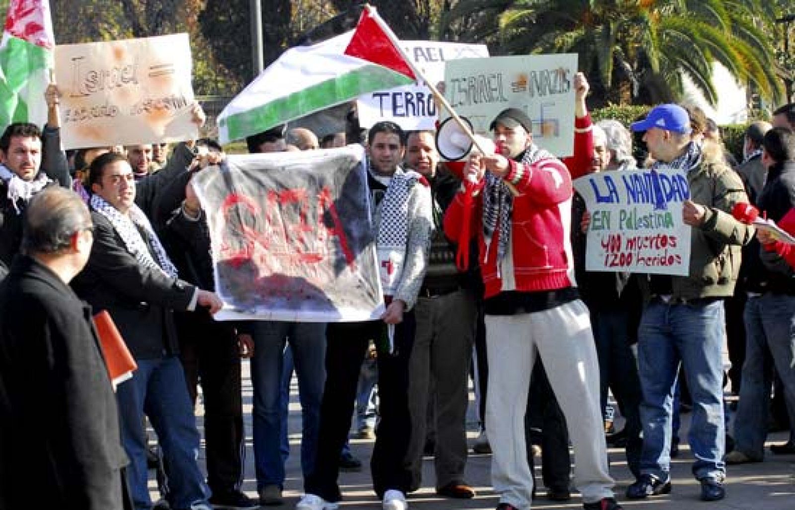 En Granada se manifiestan unos 150 musulmanes de seis mezquitas de la provincia | Ver