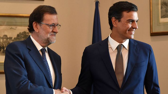 Telediario 1 - Sánchez y Rajoy hablan por teléfono diez minutos sin fijar una reunión