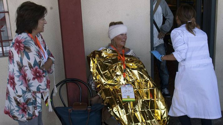 Informativo 24h - La cafetería de la estación de O Porriño se ha convertido en centro médico improvisado