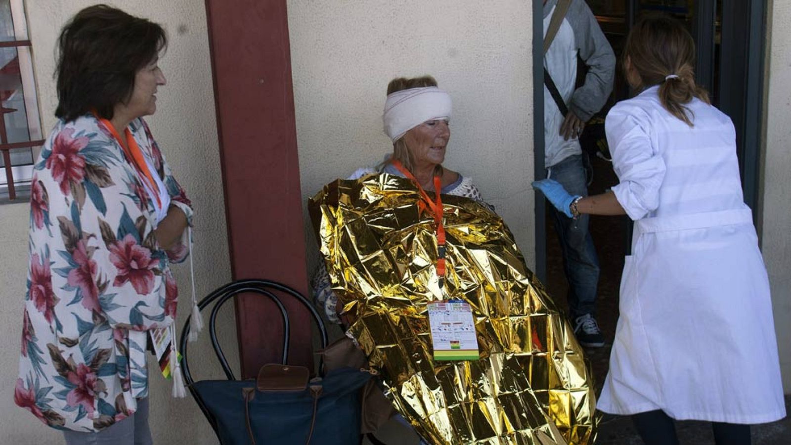 La cafetería de la estación de O Porriño se ha convertido en centro médico improvisado