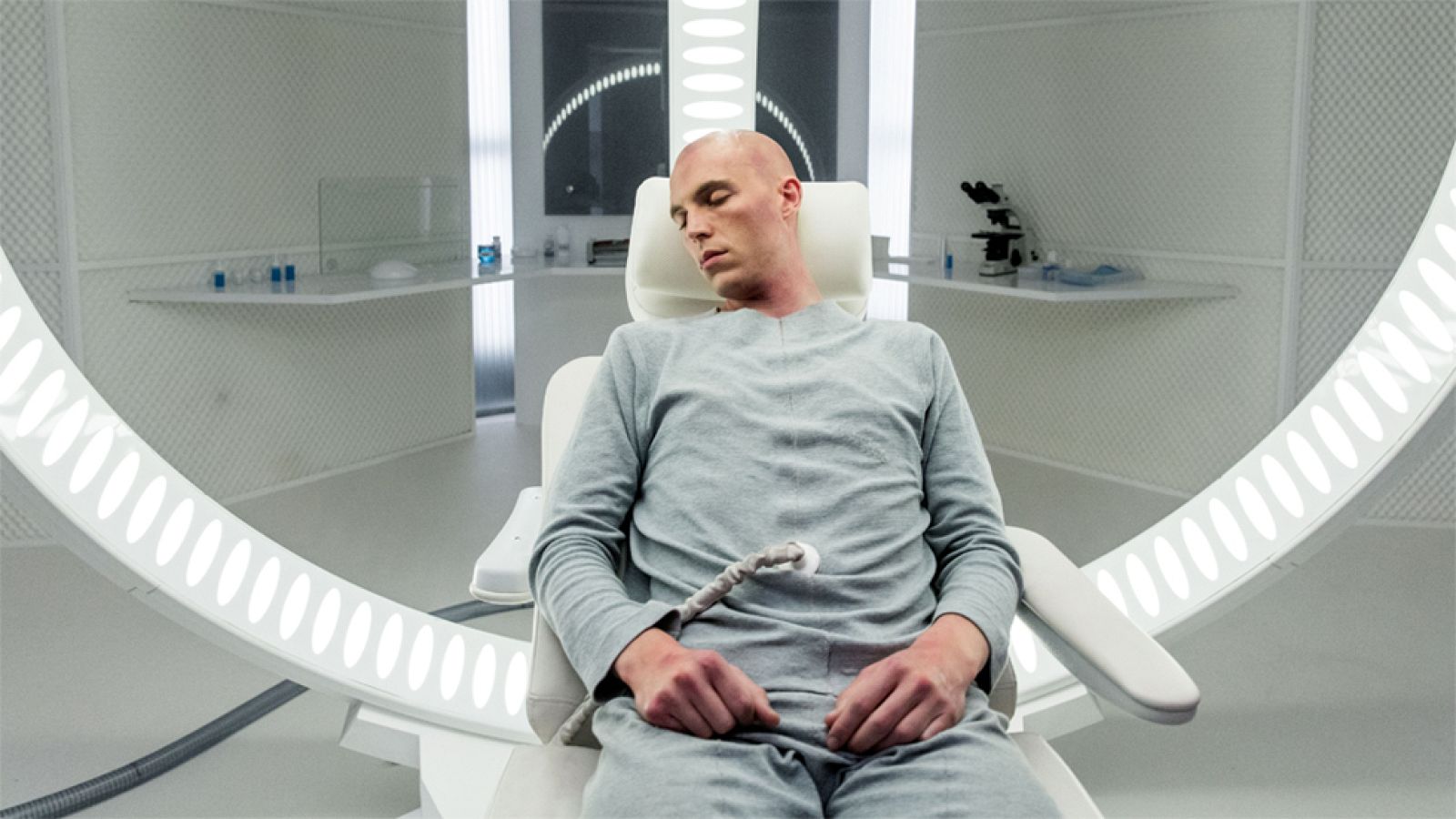 RTVE.es estrena el tráiler de `Proyecto Lázaro¿, la nueva película de Mateo Gil | Ver