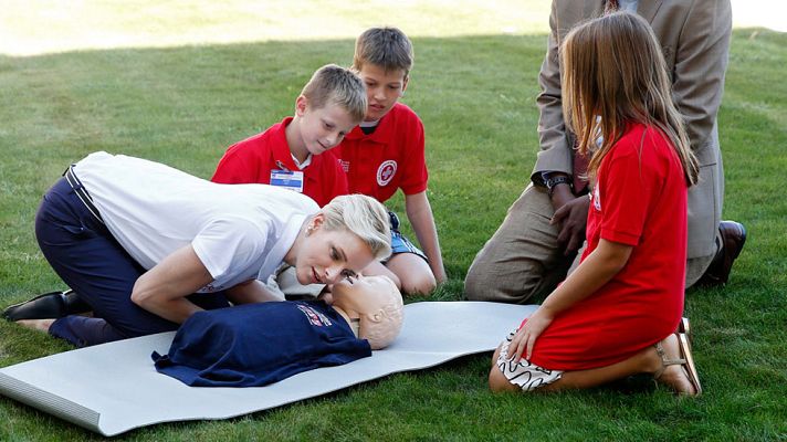 Telediario 1 - Se celebra el Día Mundial de los Primeros Auxilios