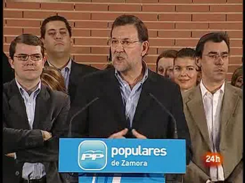 Rajoy ve "un error" endeudarse | Ver