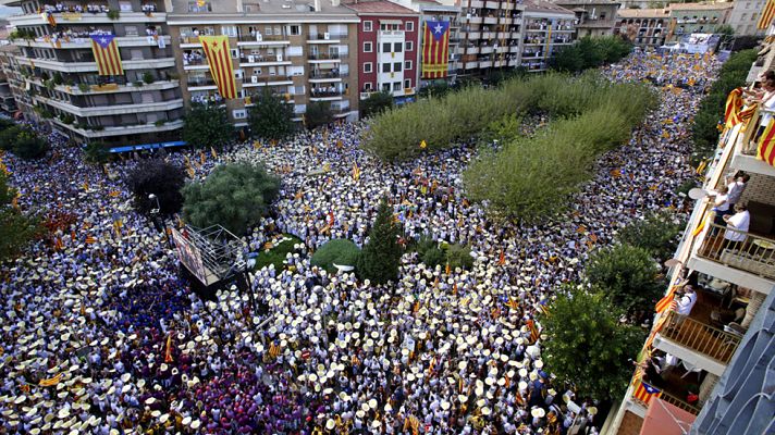Telediario 1 - Multitudinaria manifestación por la Diada de Cataluña