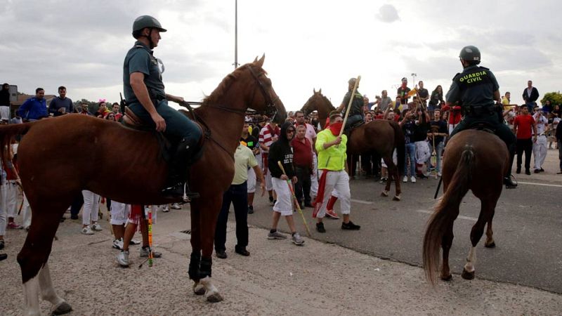 Tordesillas celebra el primer 'Toro de la Peña' con un astado que no morirá lanceado - Los desayunos | Ver
