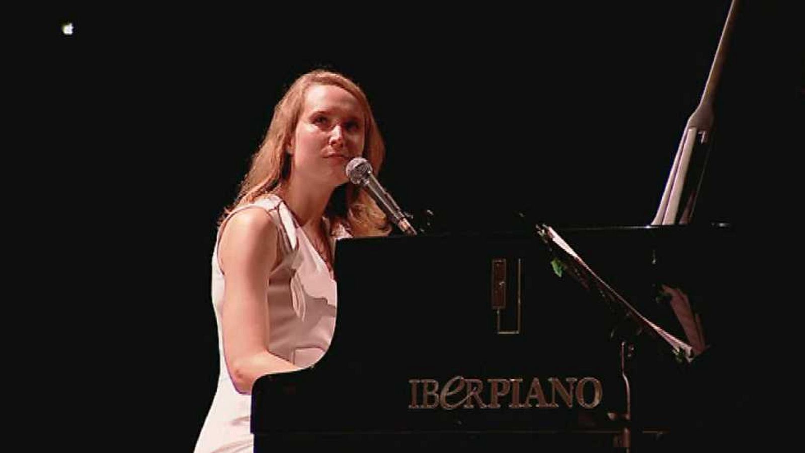 Festivales de verano - 19º Jazz San Javier: Actuación de Sarah Mckenzie - ver ahora
