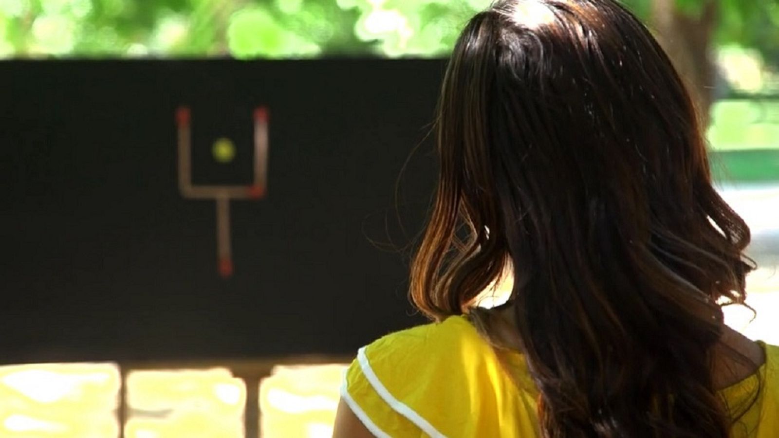 Desafía tu mente - Mueve dos palillos y forma una cuchara dejando el círculo fuera