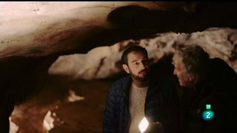 El cazador de cerebros - Viaje a los orígenes: Cuevas del Castillo, Cantabria