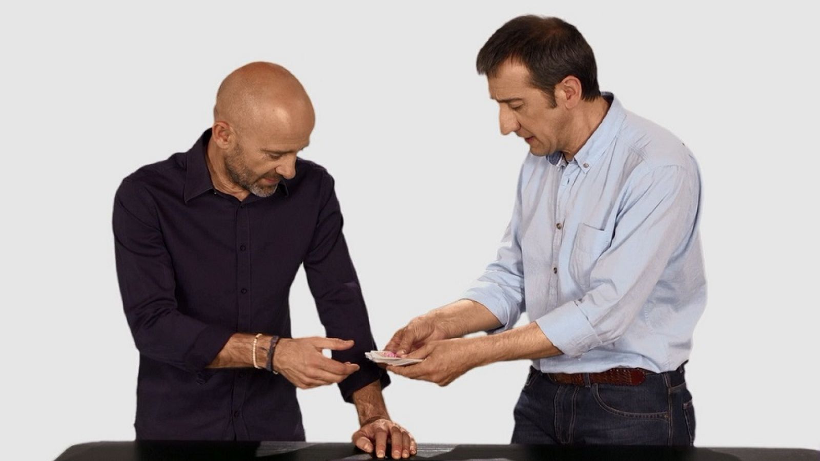 Desafía tu mente - Luis Boyano deja blanco a Antonio Lobato