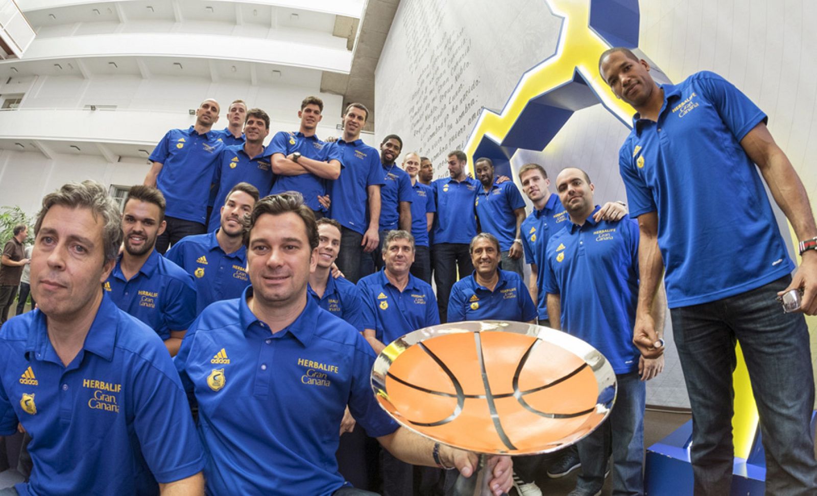 Honores para el 'Granca' tras ganar su primer título | Ver