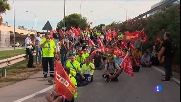 Informatiu Balear - Manifestació dels treballadors de terra de l'aeroport