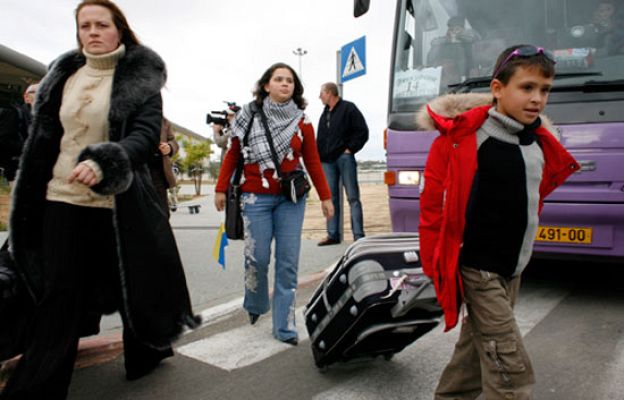  - Los extranjeros abandonan Gaza