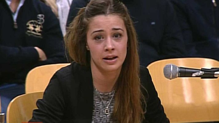 Telediario 1 - Los testigos de la macrofiesta del Madrid Arena relataron el caos y la masificación que vivieron