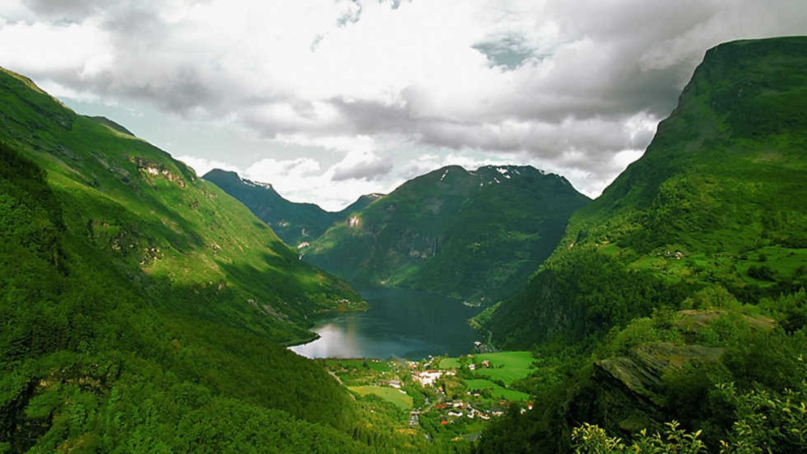 Grandes documentales - El salvaje Norte: Las montañas - ver ahora