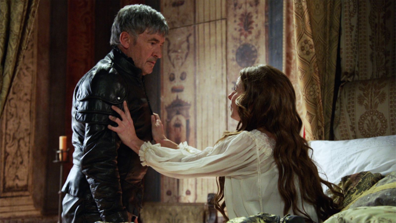 Águila Roja - Hernán se da cuenta de que Lucrecia no puede hablar bien