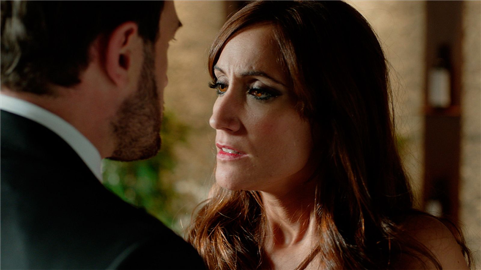 Olmos y Robles - Cata y Damián, atracción fatal