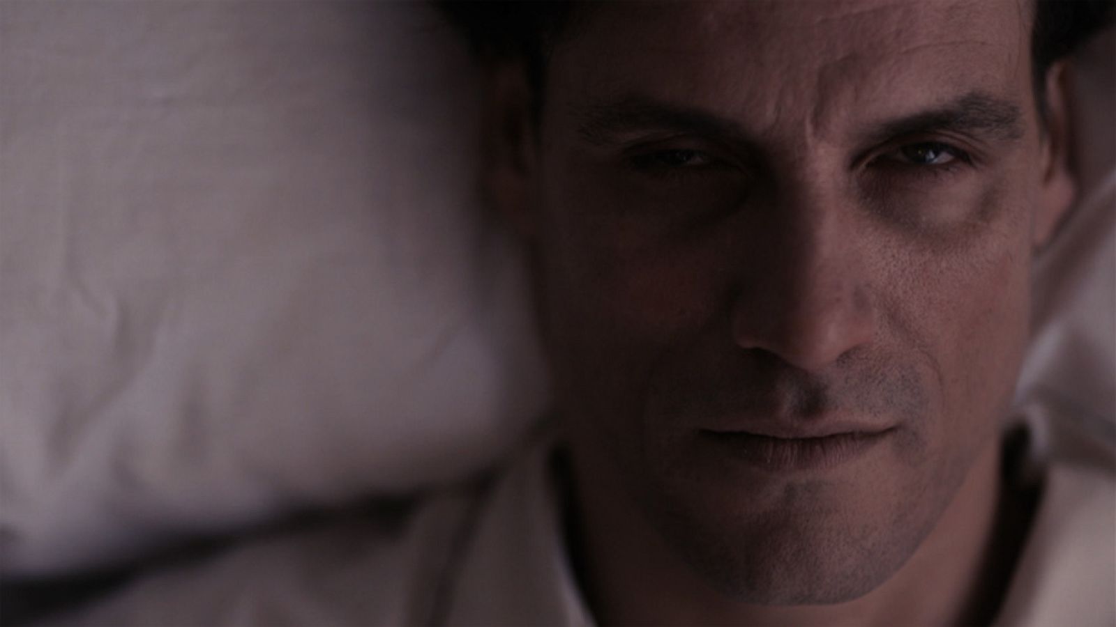 La sonata del silencio - Antonio se despierta del coma - La sonata del silencio | Ver