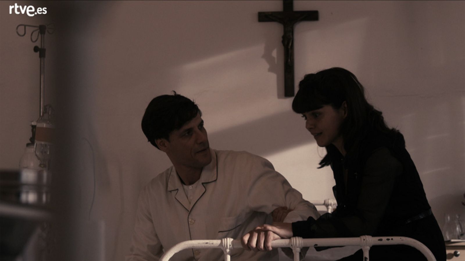 La sonata del silencio - Virtuditas se declara a Antonio - La sonata del silencio | Ver