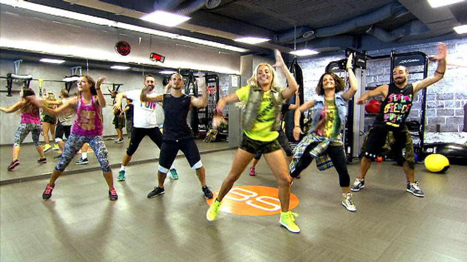 TIPS - Ponte en forma - Ejercicio bailando con Jéssico Expósito