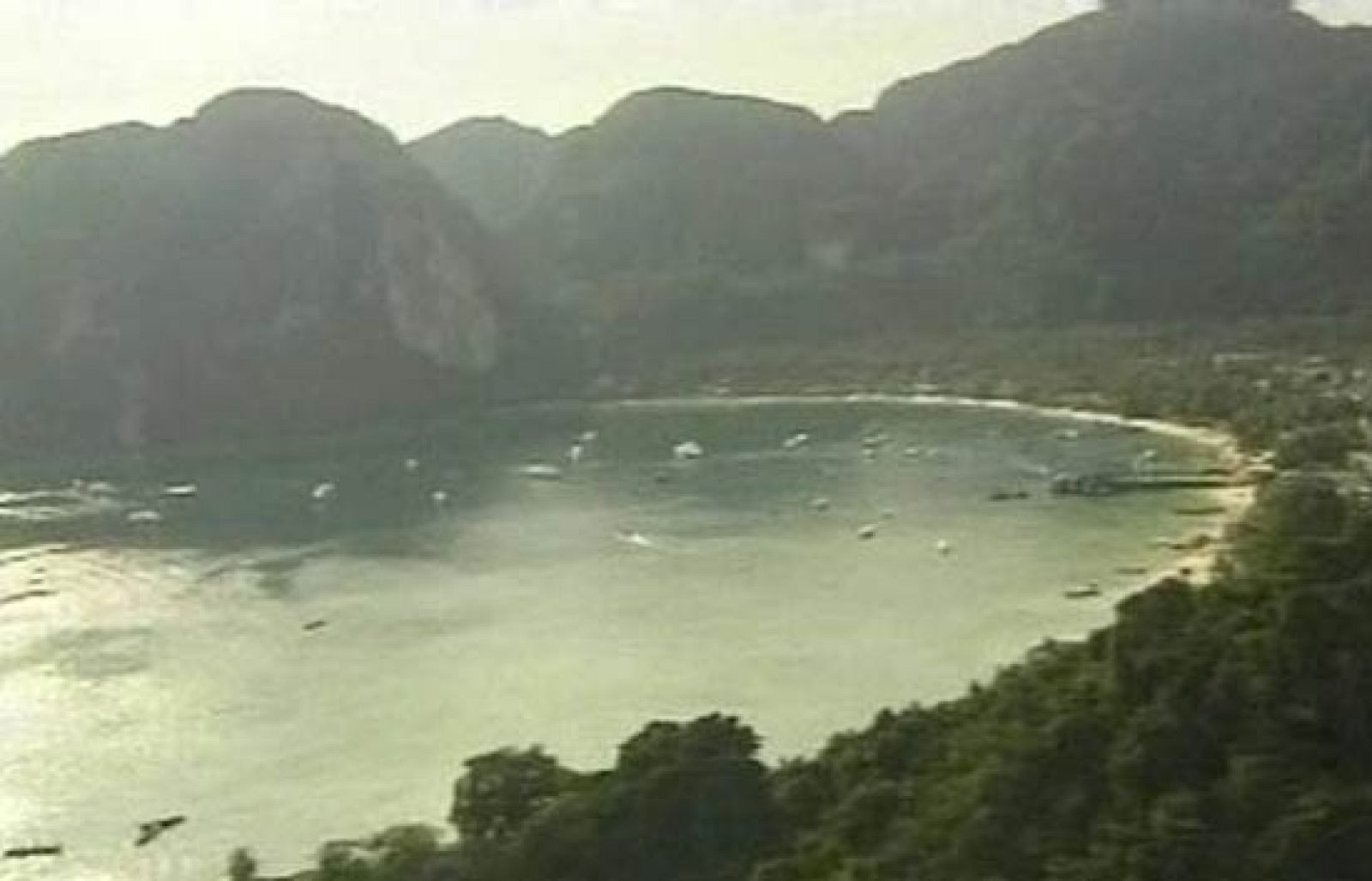 Dos terremotos sacuden Indonesia en tres horas | Ver