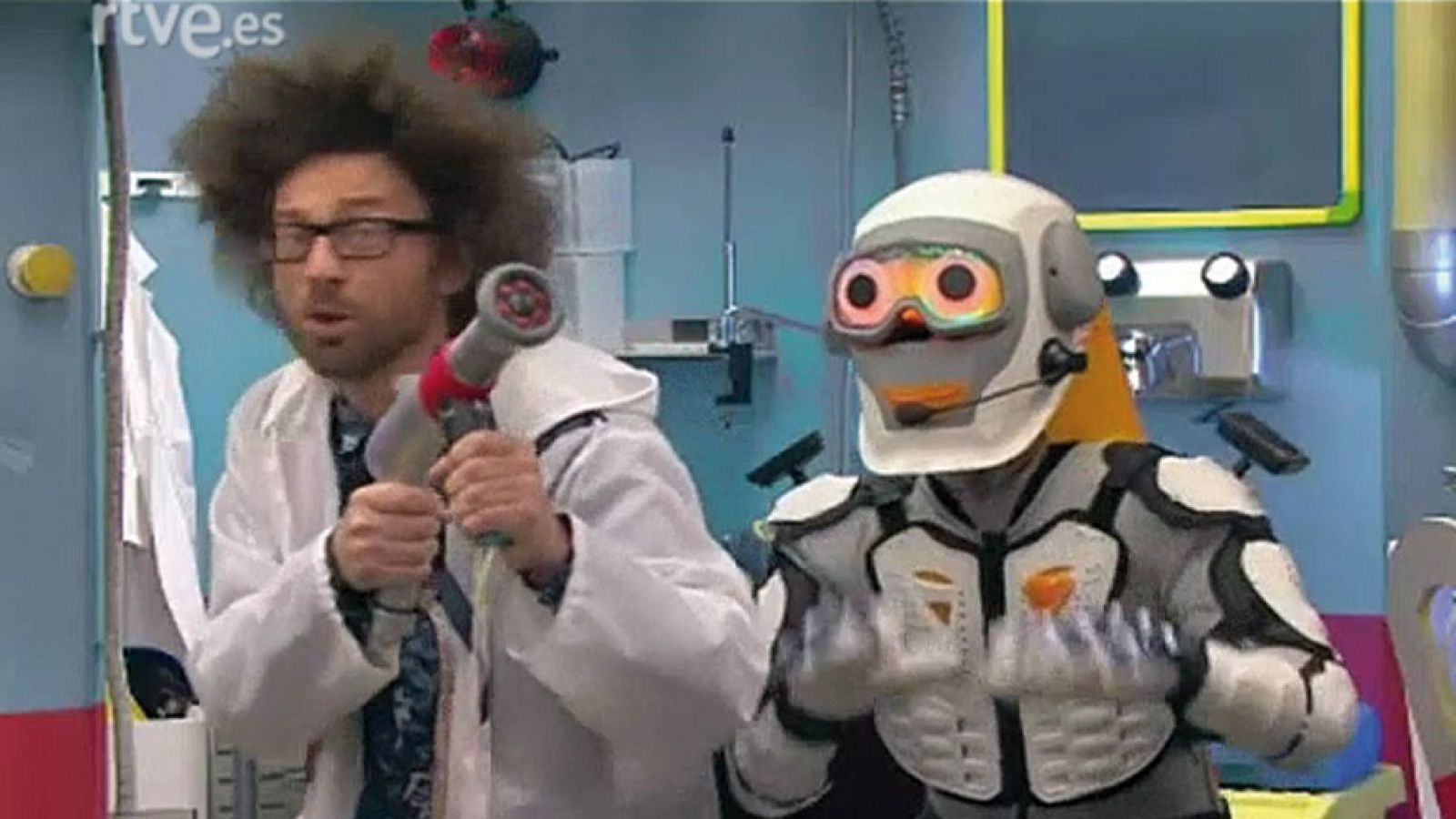 Capítulo 14 - ¿Quién está ahí? - Big Band Clan | Ver