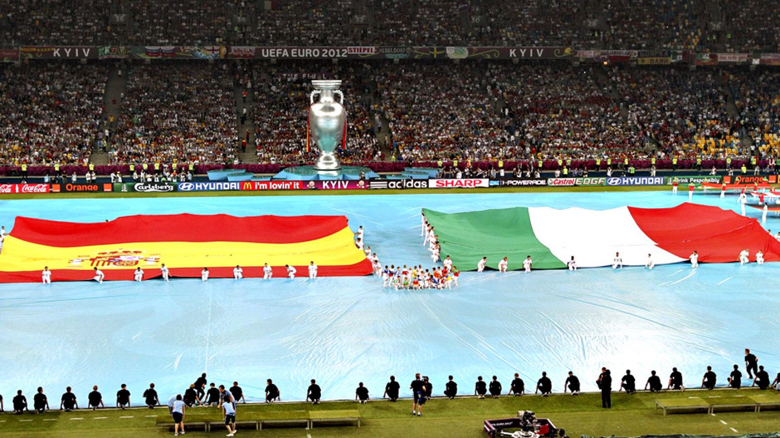 Con el partido de hoy, Italia adelanta a Portugal y es la selección con la que mas veces se ha enfrentado la Roja. Esta noche, un capítulo más.