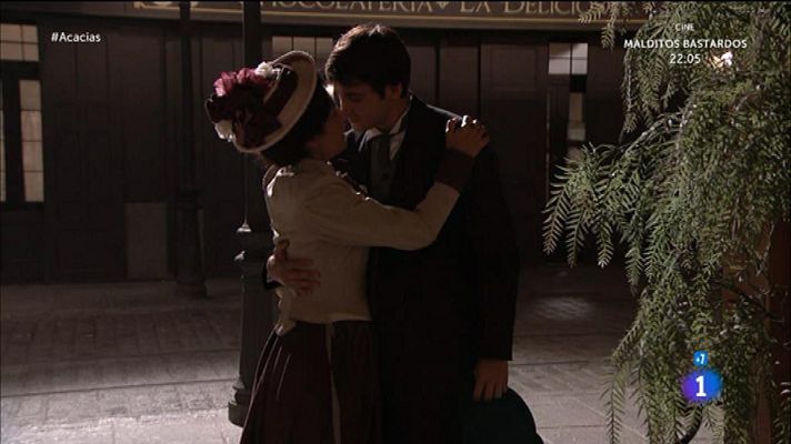 Acacias 38 - Rosina y Liberto disfrutran de su amor clandestino