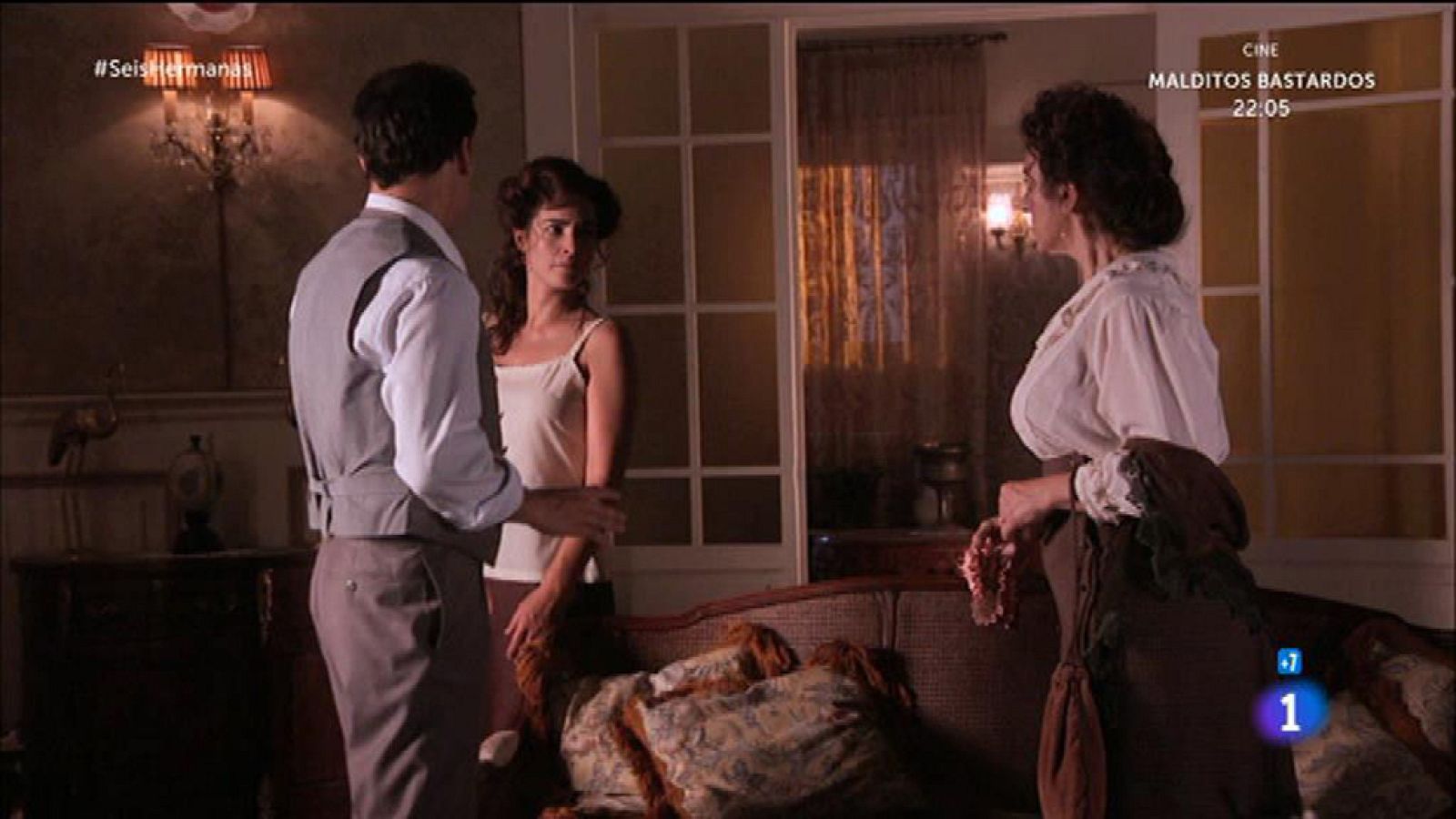 Soledad le suelta a Antonia que está viviendo con Gabriel