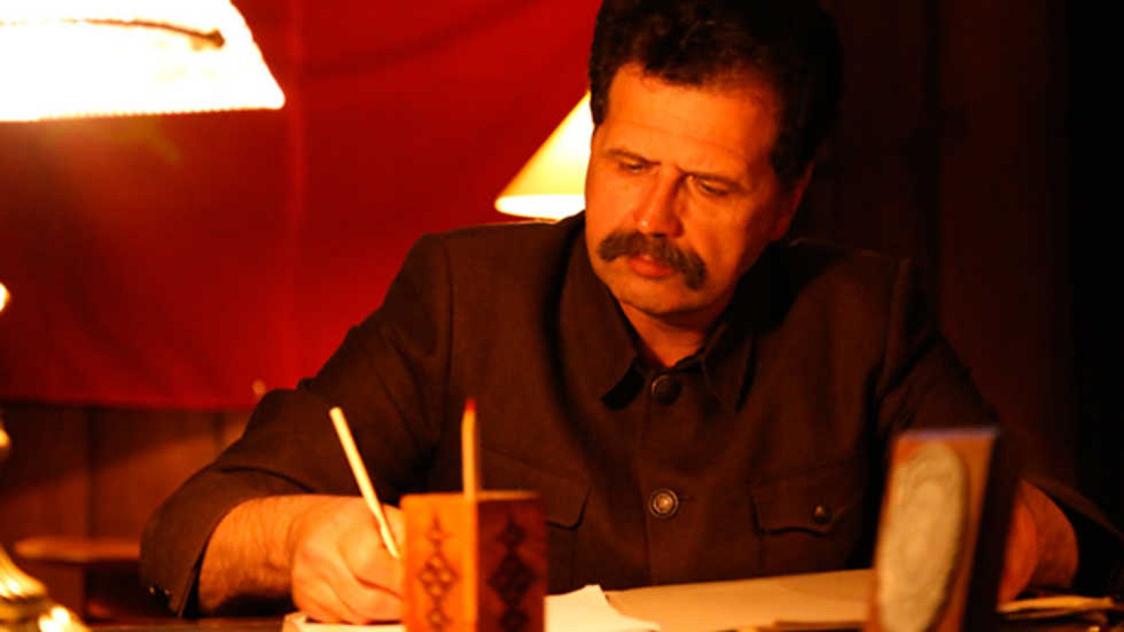 Otros documentales - La evolución del mal: Stalin, el tirano de acero de Rusia - ver ahora