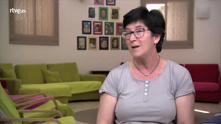 Crónicas - La difícil comunicación con los sordociegos congénitos. Aída Hernández / Psícóloga del Centro Sta. Ángela de la Cruz