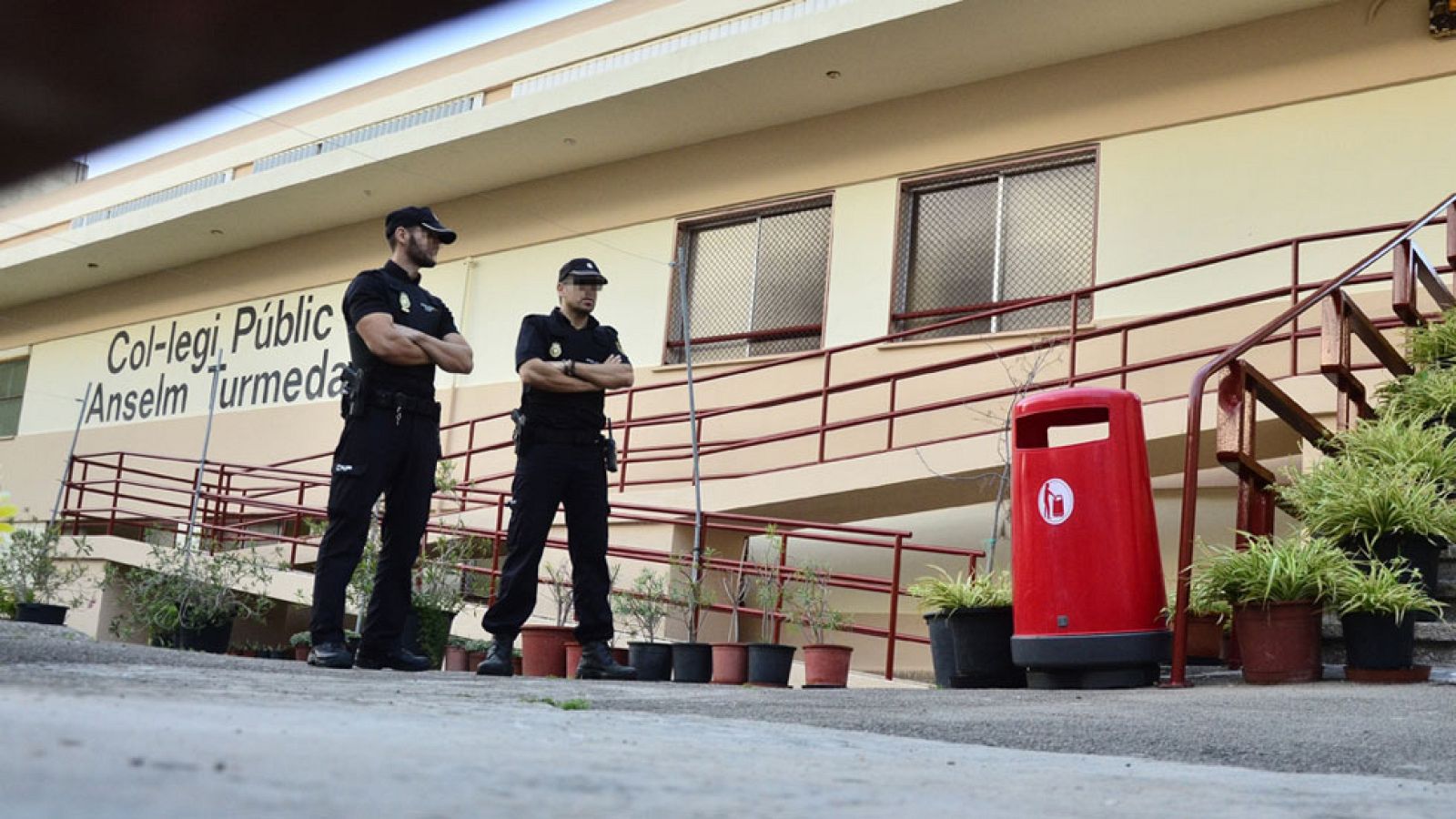 La madre de la niña agredida en un colegio de Palma pide una orden de alejamiento