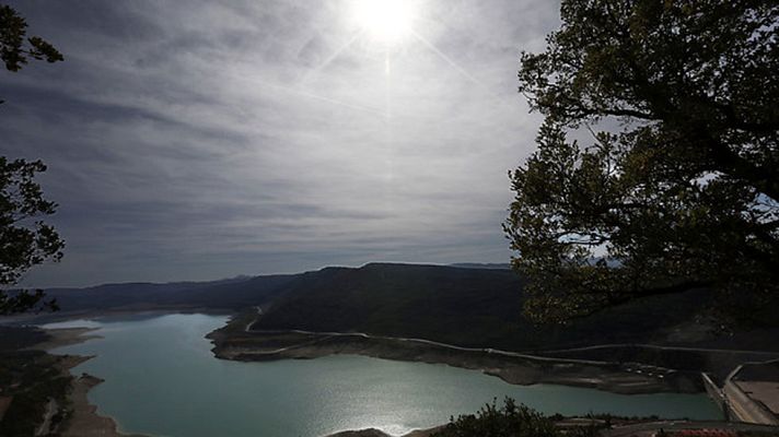 El tiempo - Chubascos o tormentas fuertes en Baleares y temperaturas con pocos cambios