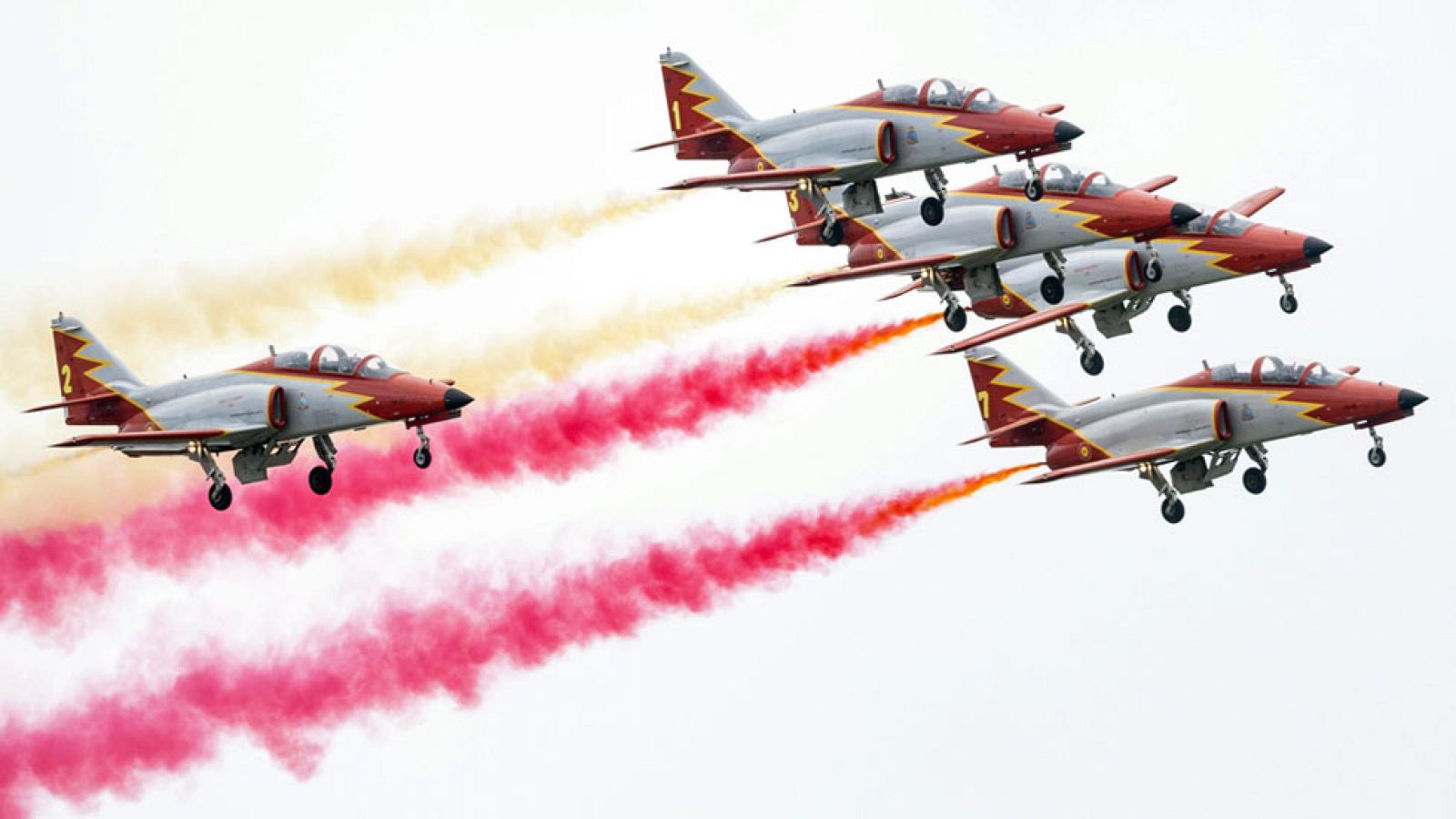 Compartimos una jornada con la Patrulla Águila del Ejército del Aire