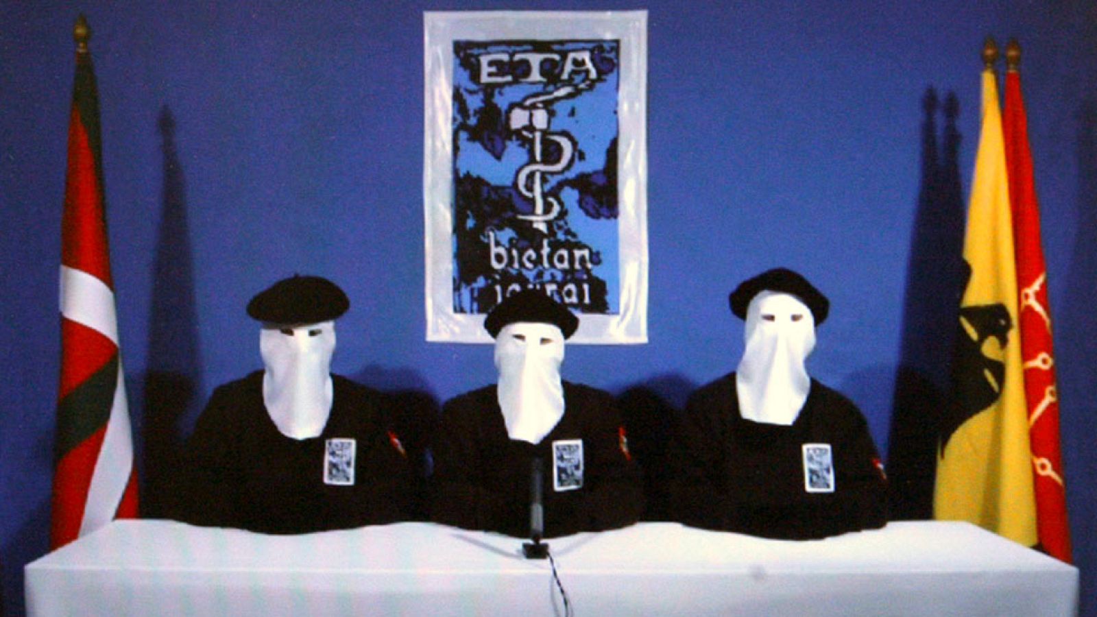 Localizado en Francia un zulo de ETA con decenas de armas