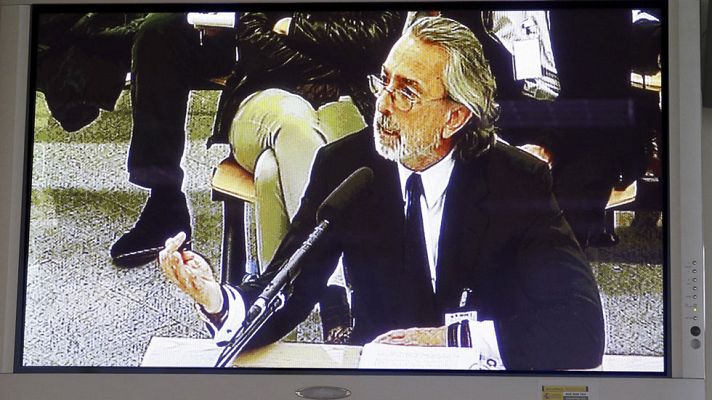 Telediario 1 - Correa admite pagos a políticos del PP y el 3% a Bárcenas por conseguir obras