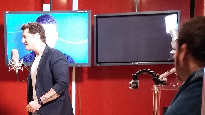 España Directo - Roberto Leal entrevista a Manu Tenorio