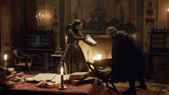 Águila Roja - Lucrecia apuñala a Hernán en el cuello