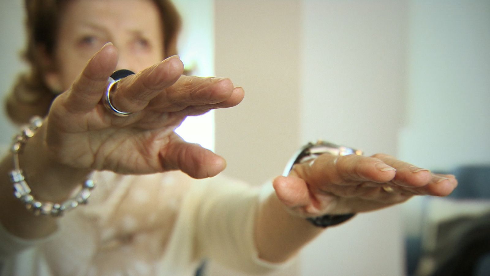 Crónicas - El mundo ahí fuera - Avance