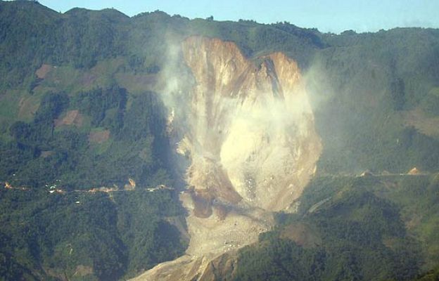  - Trágico derrumbe en Guatemala
