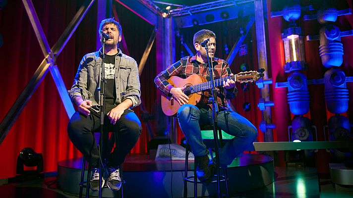 Cachitos de hierro y cromo - ESTOPA - Con un par (Rockola, 2016)