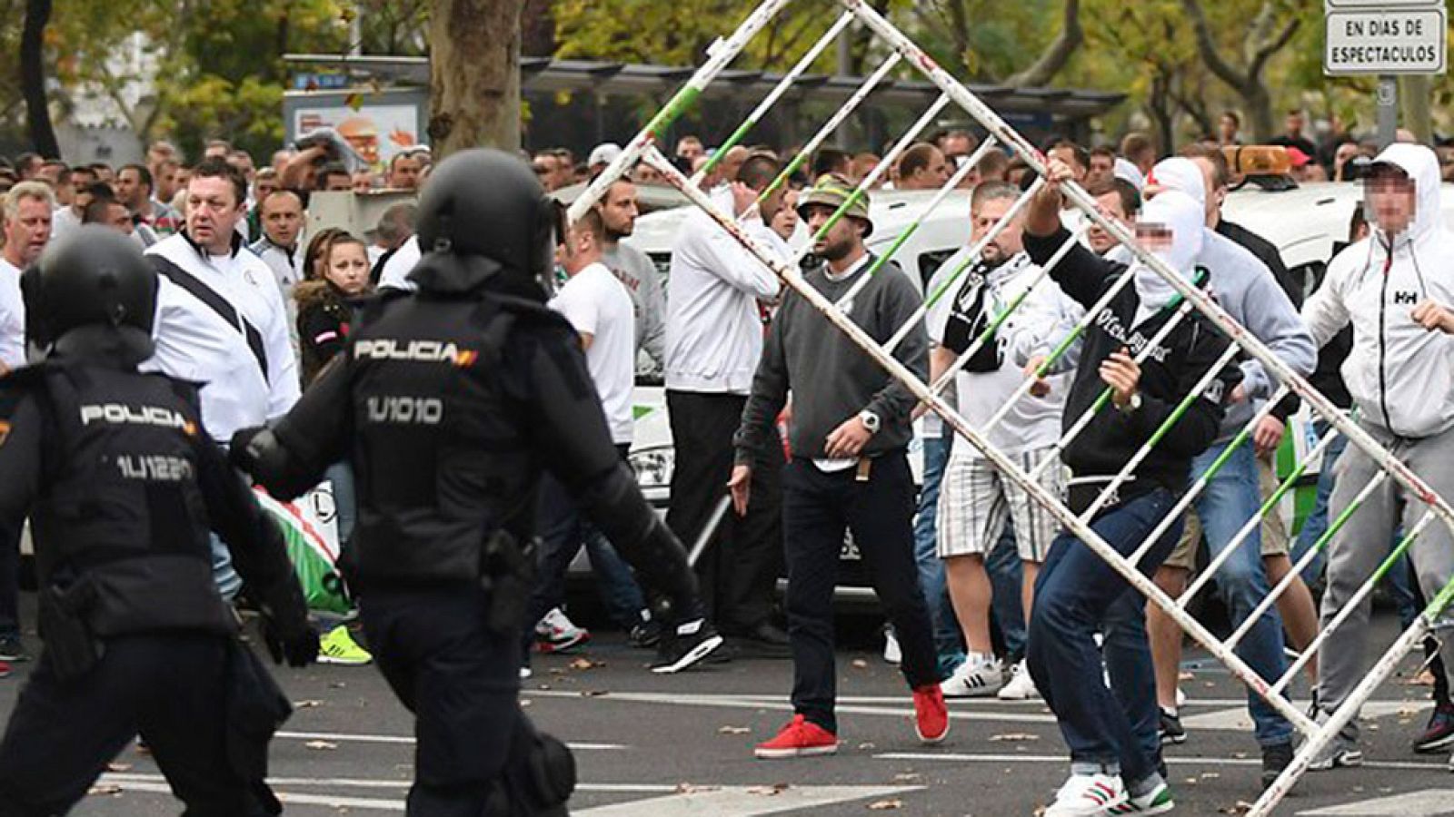 Telediario 2 en cuatro minutos - 18/10/2016